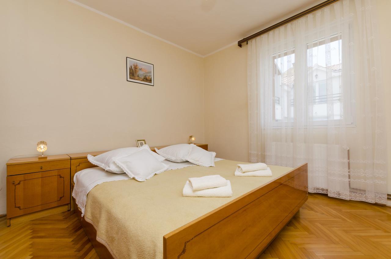 Apartment Antonija プリモシュテン エクステリア 写真