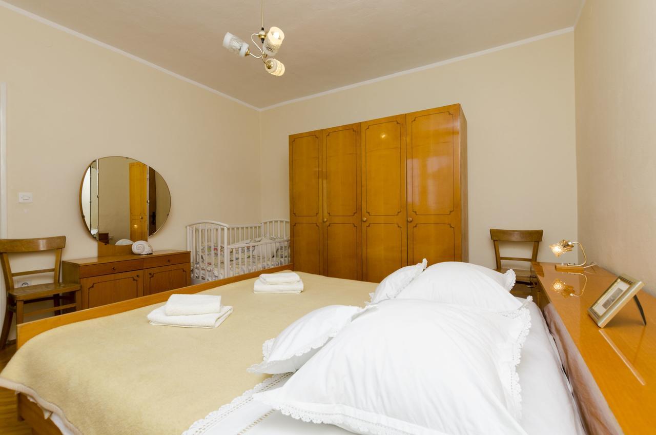 Apartment Antonija プリモシュテン エクステリア 写真